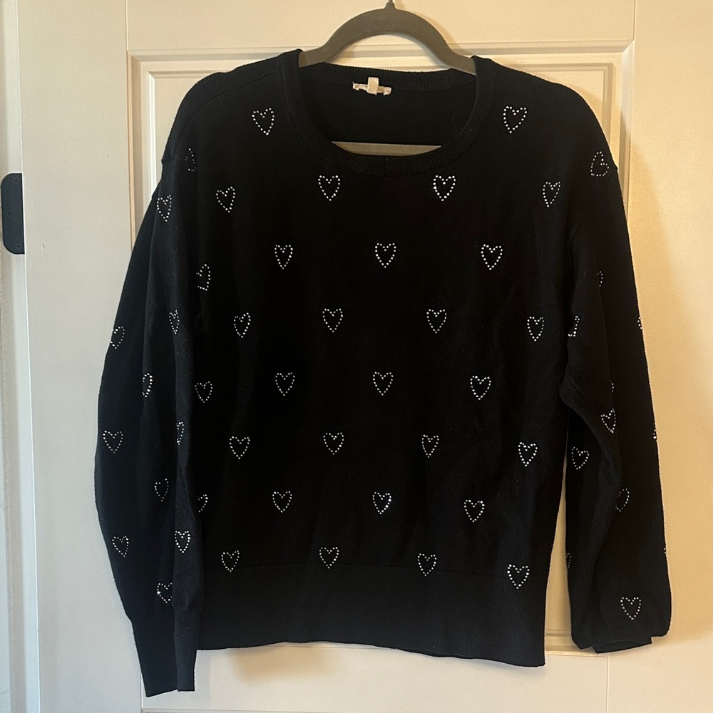 JODIFL Black Sweater with White Heart Accents
